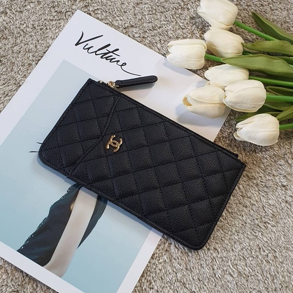 CHANEL Handbags - Chanel Beauté GWP Classic Phone Case Cardholder Wallet Pouch Quilted Pattern